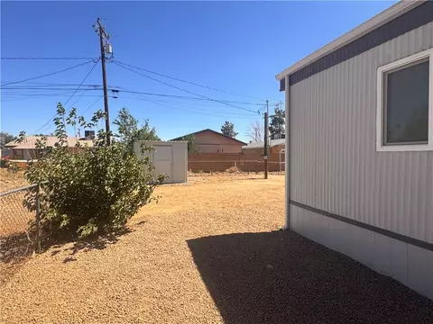 Exterior - 3510 E Devlin Ave, Kingman, AZ 86409 photo 9 of 11