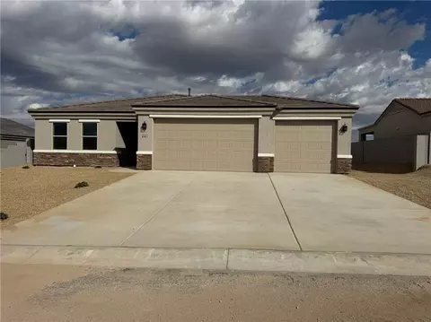 2321 E Pawnee Trl, Fort Mohave, AZ 86426