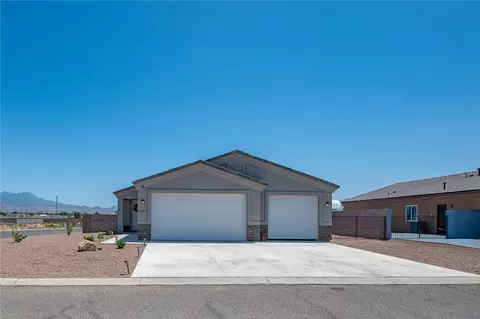 3368 E Double O Dr, Kingman, AZ 86409