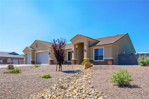 4230 Clay Springs Ave, Kingman, AZ 86401
