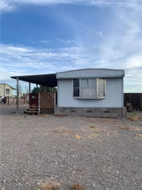1960 El Rodeo Rd, Fort Mohave, AZ 86426