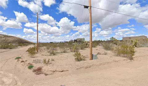 1716 N Mirimar Dr, White Hills, AZ 86445