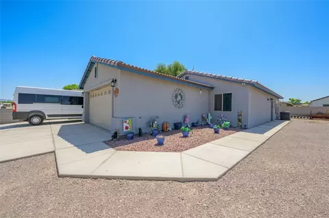 9913 S Arizona Dr, Mohave Valley, AZ 86440