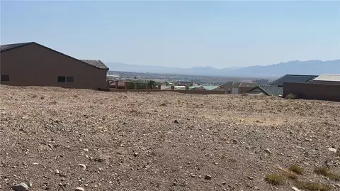 815 Park Hill Ave, Bullhead City, AZ 86429
