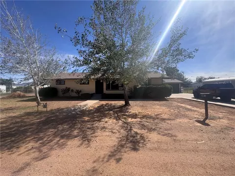 Exterior - 3120 E Ames Ave, Kingman, AZ 86409 photo 2 of 12