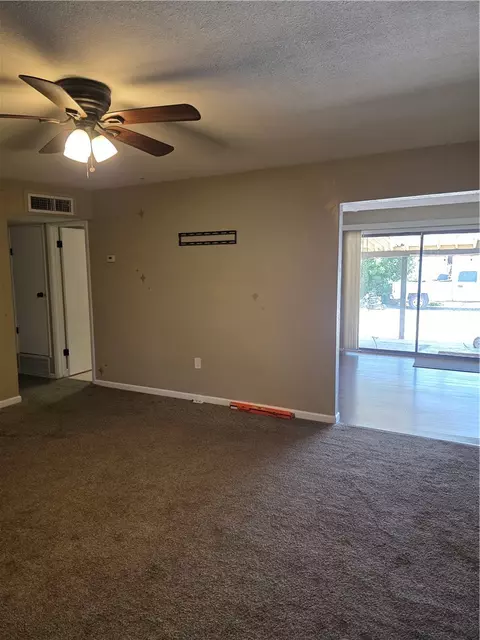 Living - 3120 E Ames Ave, Kingman, AZ 86409 photo 3 of 8