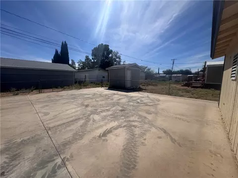 Exterior - 3120 E Ames Ave, Kingman, AZ 86409 photo 7 of 12