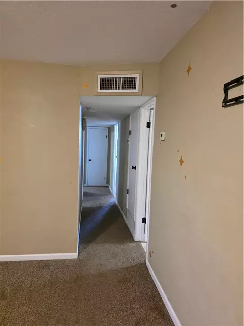 Entry Way - 3120 E Ames Ave, Kingman, AZ 86409 photo 1 of 3