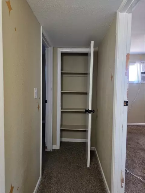 Entry Way - 3120 E Ames Ave, Kingman, AZ 86409 photo 2 of 3