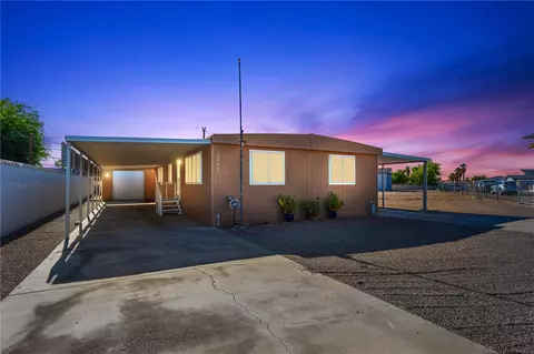 2262 W Riverview Cir, Bullhead City, AZ 86442
