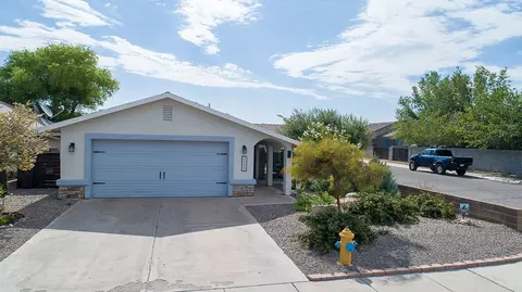 3690 N Kenneth Rd, Kingman, AZ 86409