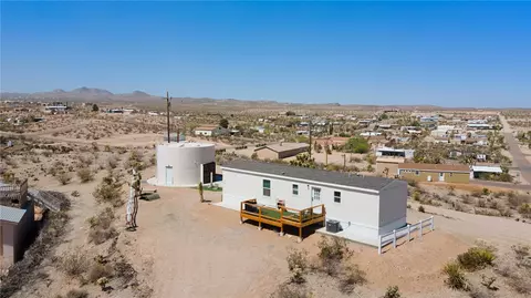 70 W Iceberg Canyon Dr, Meadview, AZ 86444