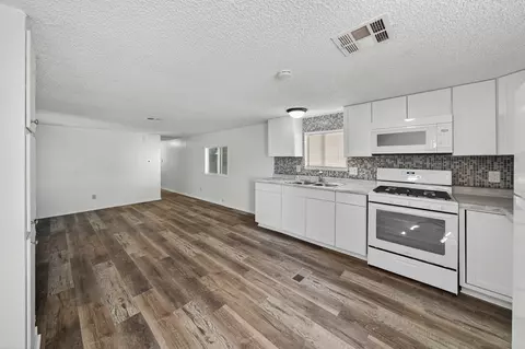 4012 E Thompson Ave, Kingman, AZ 86409 photo 8
