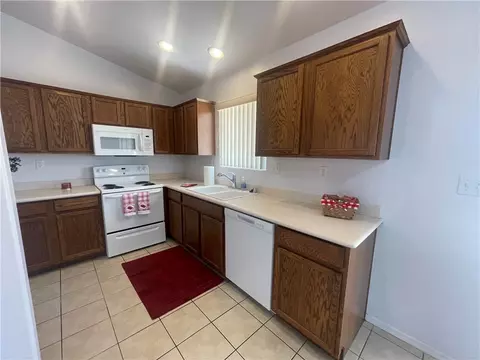 Kitchen - 3358 E Ames Ave, Kingman, AZ 86409 photo 1 of 3