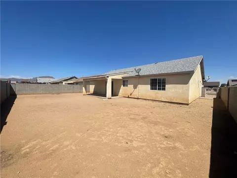 Exterior - 3358 E Ames Ave, Kingman, AZ 86409 photo 4 of 5