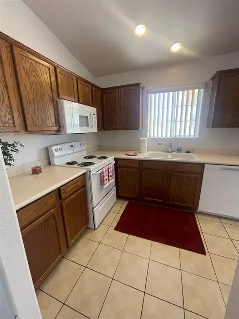 Kitchen - 3358 E Ames Ave, Kingman, AZ 86409 photo 3 of 3