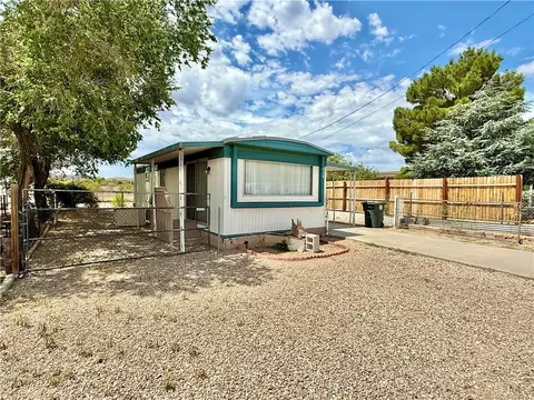 850 E Berk Ave, Kingman, AZ 86409 photo 2
