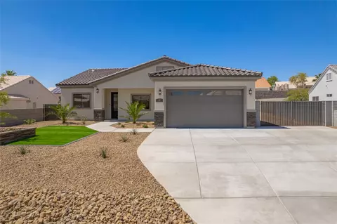 2483 Mohave Ridge Ave, Bullhead City, AZ 86429