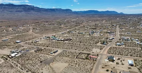 485 E Yates Dr, Meadview, AZ 86444