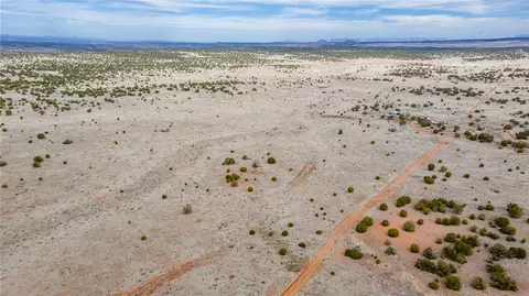 0000 Rocky Top Rd, Seligman, AZ 86337