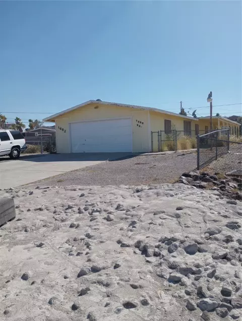 1682 S Toro Rd, Bullhead City, AZ 86442