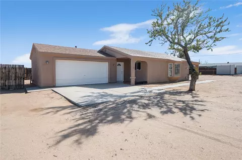 5808 W Abrigo Dr, Golden Valley, AZ 86413