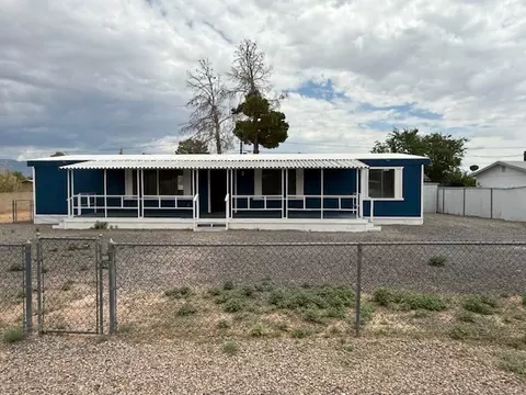 3060 E Thompson Ave, Kingman, AZ 86409 photo 2