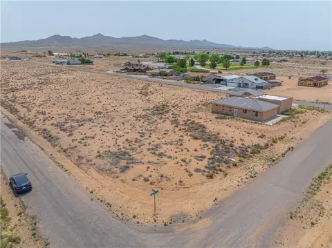 333-13 621 Rustlers Dr, Kingman, AZ 86401 photo 3
