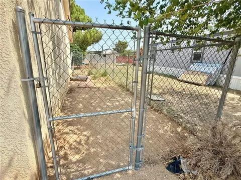 Exterior - 3223 E Potter Ave, Kingman, AZ 86409 photo 6 of 12