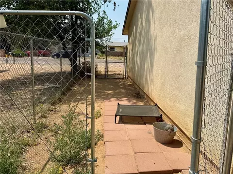 Exterior - 3223 E Potter Ave, Kingman, AZ 86409 photo 7 of 12