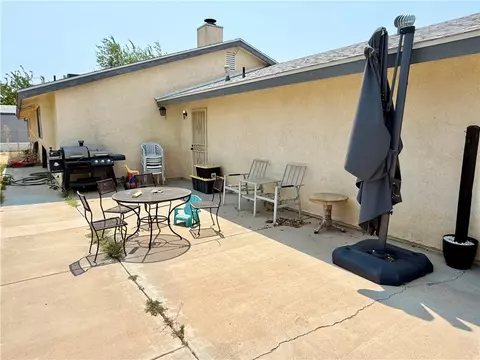 Exterior - 3223 E Potter Ave, Kingman, AZ 86409 photo 10 of 12