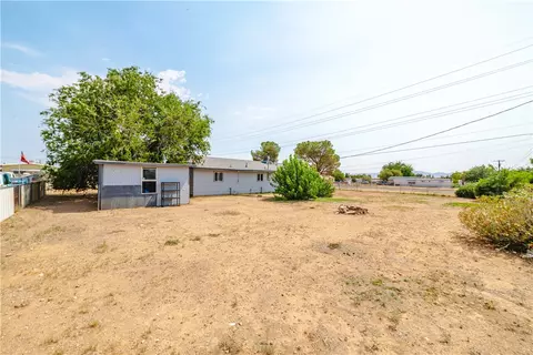 Exterior - 2990 E Ames Ave, Kingman, AZ 86409 photo 10 of 13