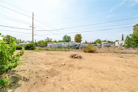 Exterior - 2990 E Ames Ave, Kingman, AZ 86409 photo 5 of 13