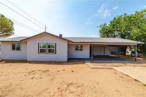 Exterior - 2990 E Ames Ave, Kingman, AZ 86409 photo 2 of 13