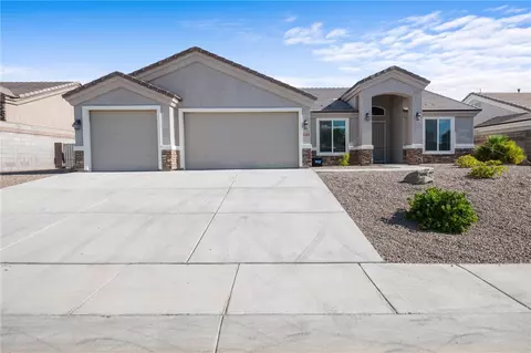 3386 Karen Ave, Kingman, AZ 86401