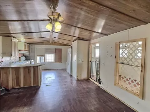 3239 E Mcvicar Ave, Kingman, AZ 86409 photo 8