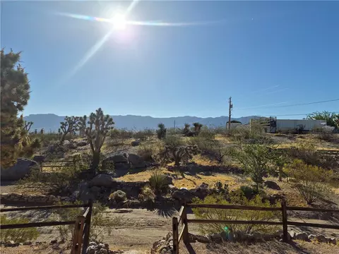 600 W Havasu Ln, Meadview, AZ 86444