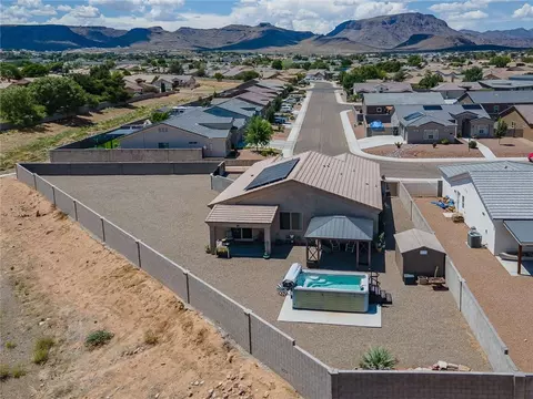 View/Area - 2124 John Wayne Dr, Kingman, AZ 86409 photo 4 of 9