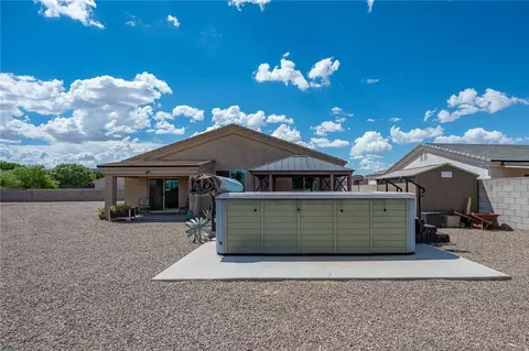 Exterior - 2124 John Wayne Dr, Kingman, AZ 86409 photo 8 of 23