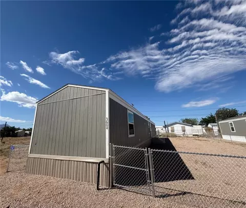 3604 E Canary Ln, Kingman, AZ 86409 photo 3