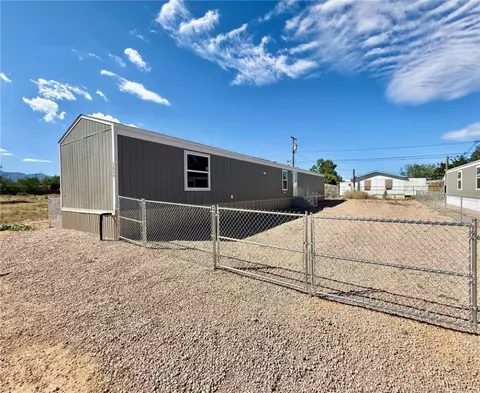 3604 E Canary Ln, Kingman, AZ 86409 photo 2