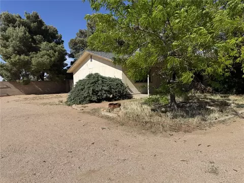 2560 Coronado Ave, Kingman, AZ 86409