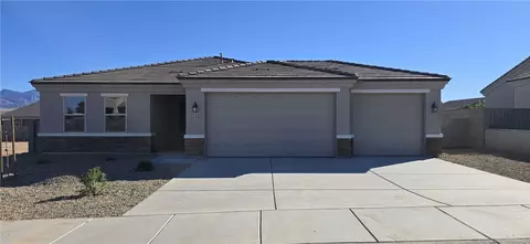 2142 Alan Ladd Dr, Kingman, AZ 86409