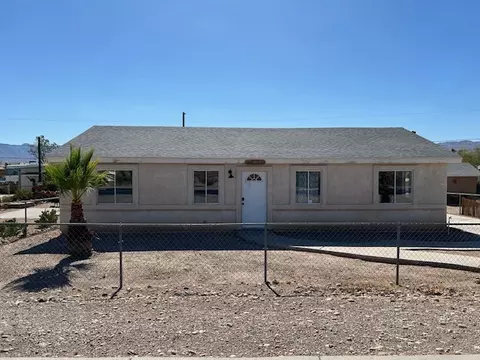 2137 Lakeside Dr, Bullhead City, AZ 86442