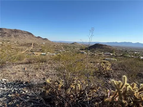 30506043 Kirkland Rd #56, Golden Valley, AZ 86413