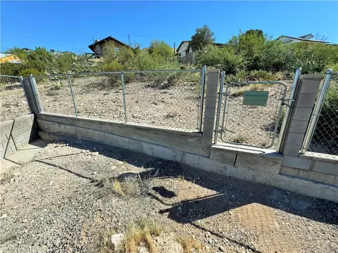 Exterior - 309 Maple St, Kingman, AZ 86401 photo 11 of 14