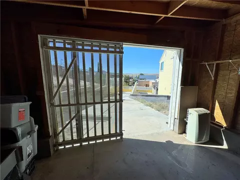 Exterior - 309 Maple St, Kingman, AZ 86401 photo 9 of 14