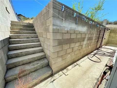 Exterior - 309 Maple St, Kingman, AZ 86401 photo 5 of 14
