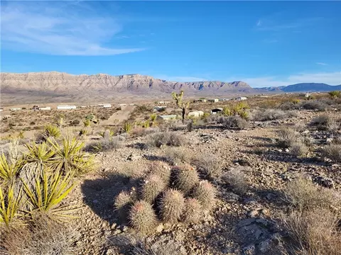 840 E Dellenbaugh Dr, Meadview, AZ 86444