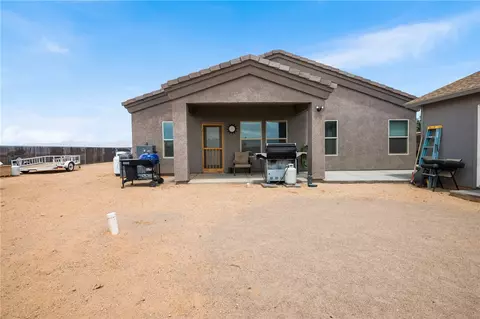 Exterior - 7856 E Rawhide Dr, Kingman, AZ 86401 photo 6 of 11